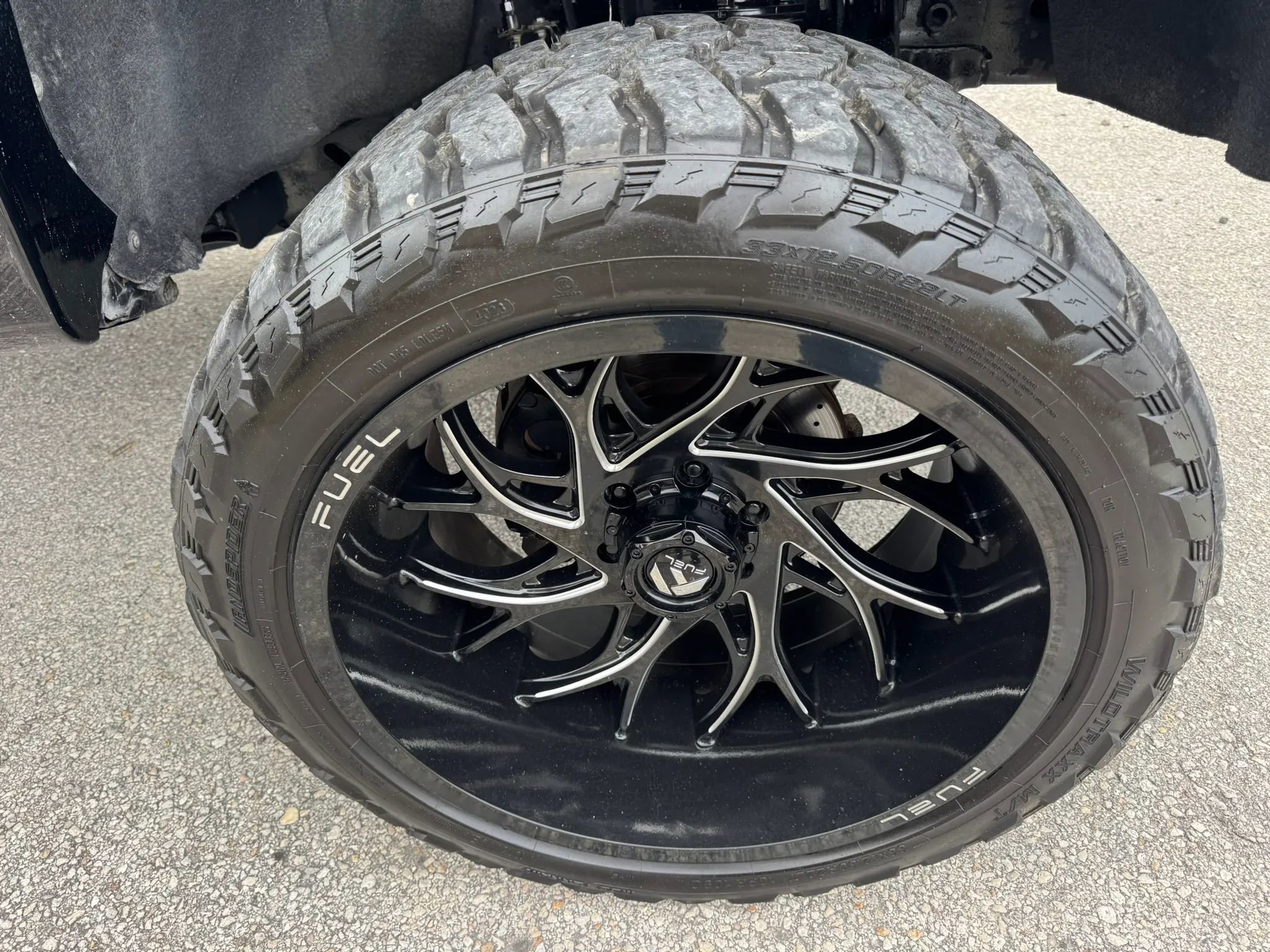 Used 2015 Chevrolet Silverado 1500 LTZ image 30