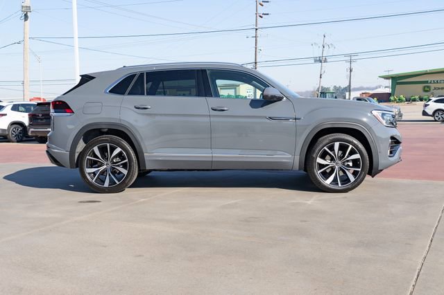 New 2026 Volkswagen Atlas Cross Sport SEL Premium R-Line image 7