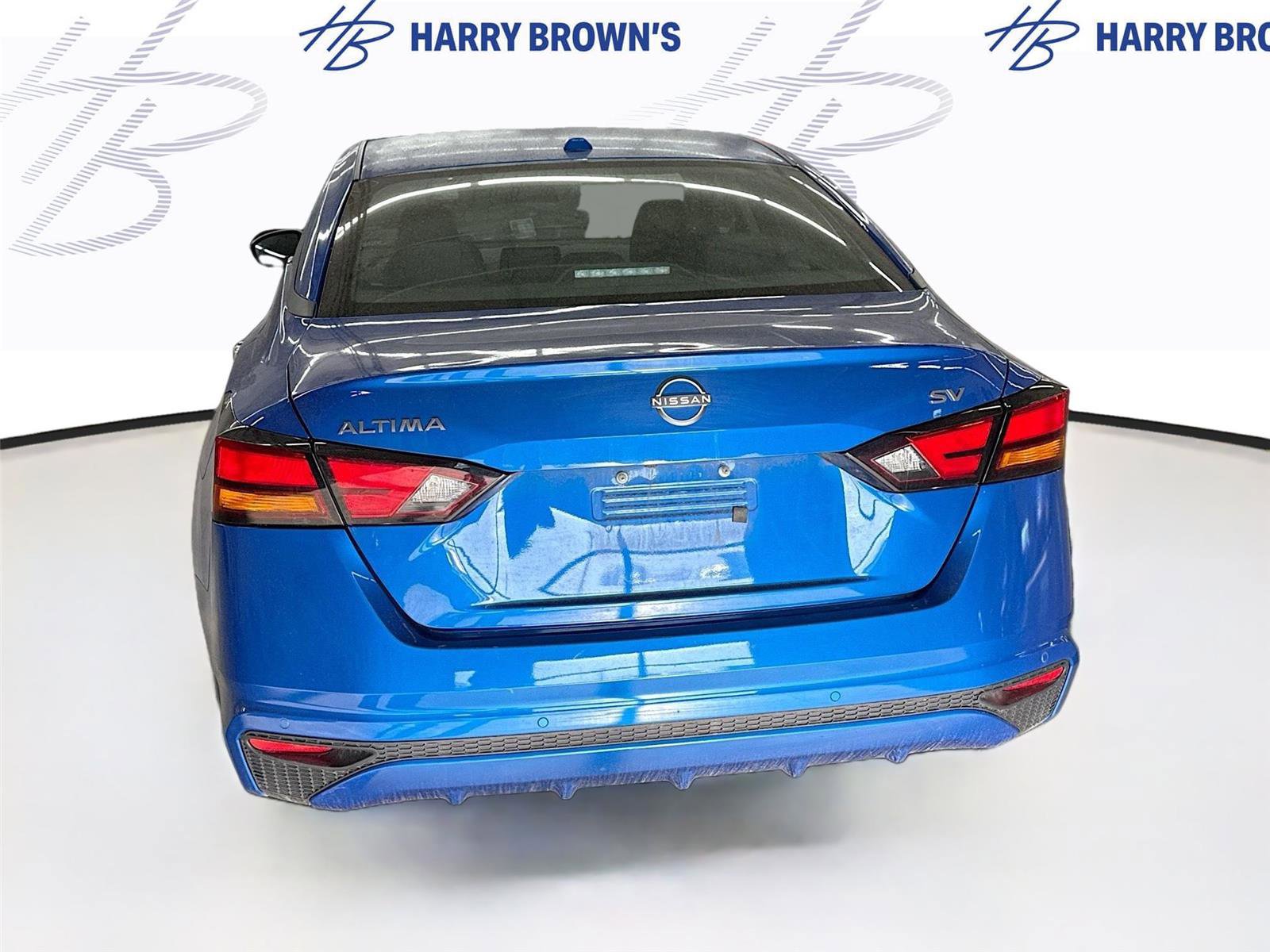 Used 2025 Nissan Altima 2.5 SV FWD image 9