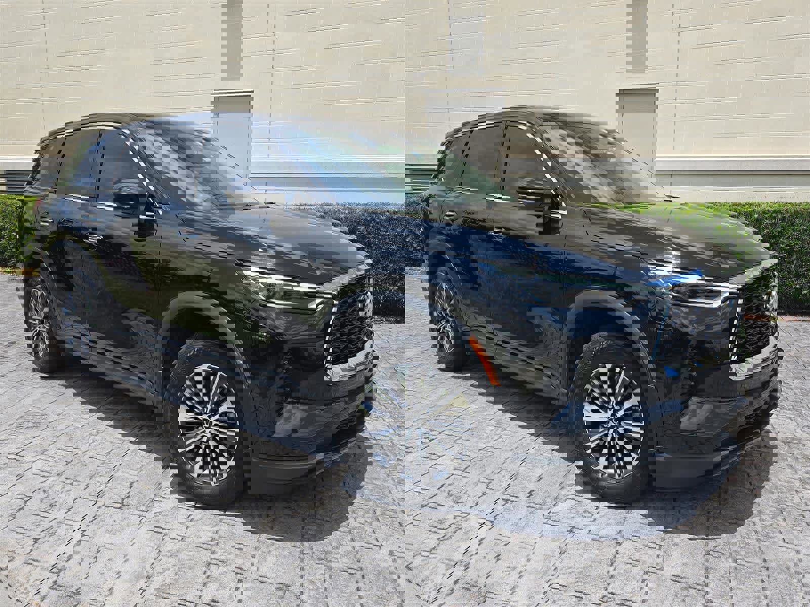 Certified 2024 INFINITI QX60 Pure image 28