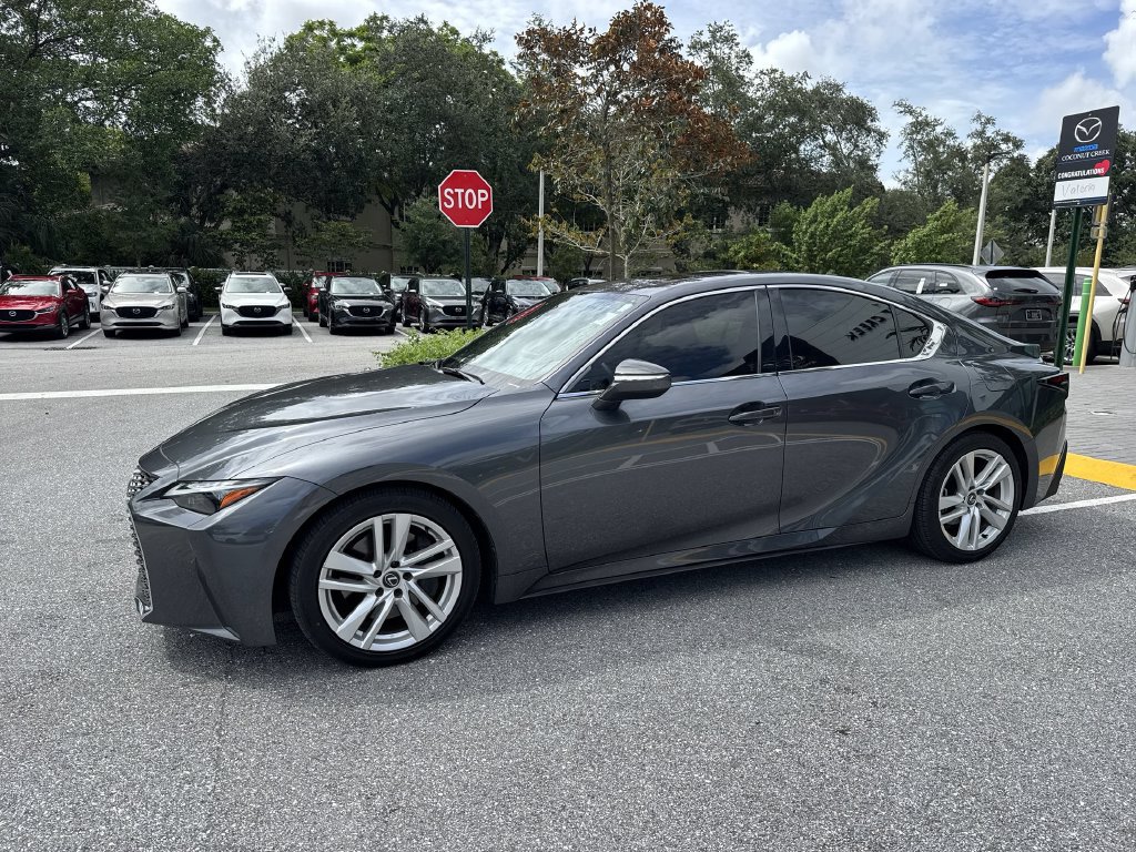 Used 2023 Lexus IS 300 w/ Comfort Package RWD image 10
