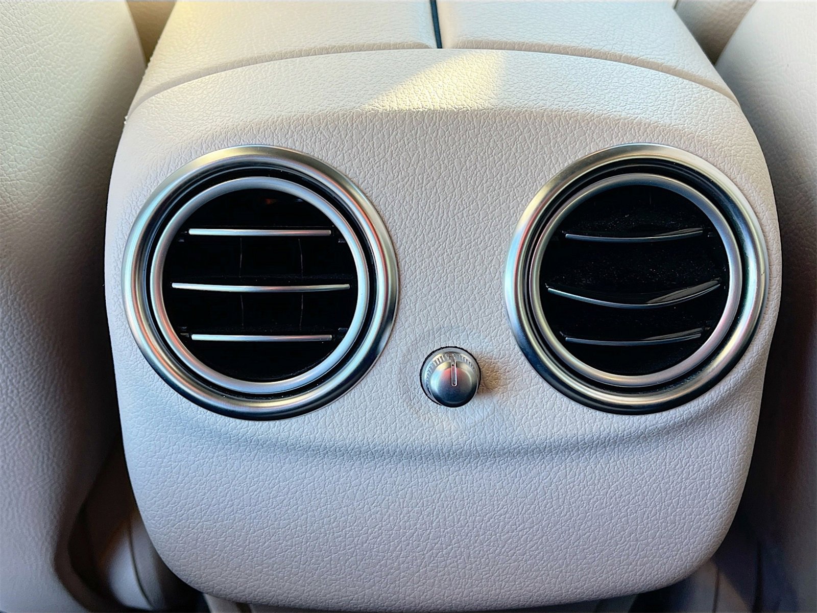 Used 2020 Mercedes-Benz E 450 4MATIC Sedan image 27