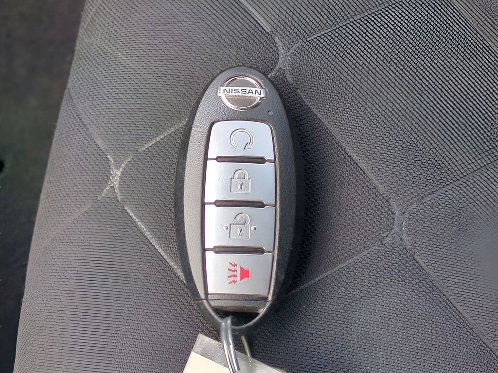 Used 2020 Nissan Kicks SV image 27