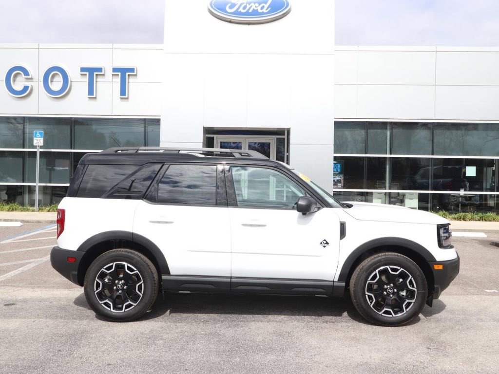 New 2025 Ford Bronco Sport Outer Banks w/ Outer Banks Tech Package+ image 17