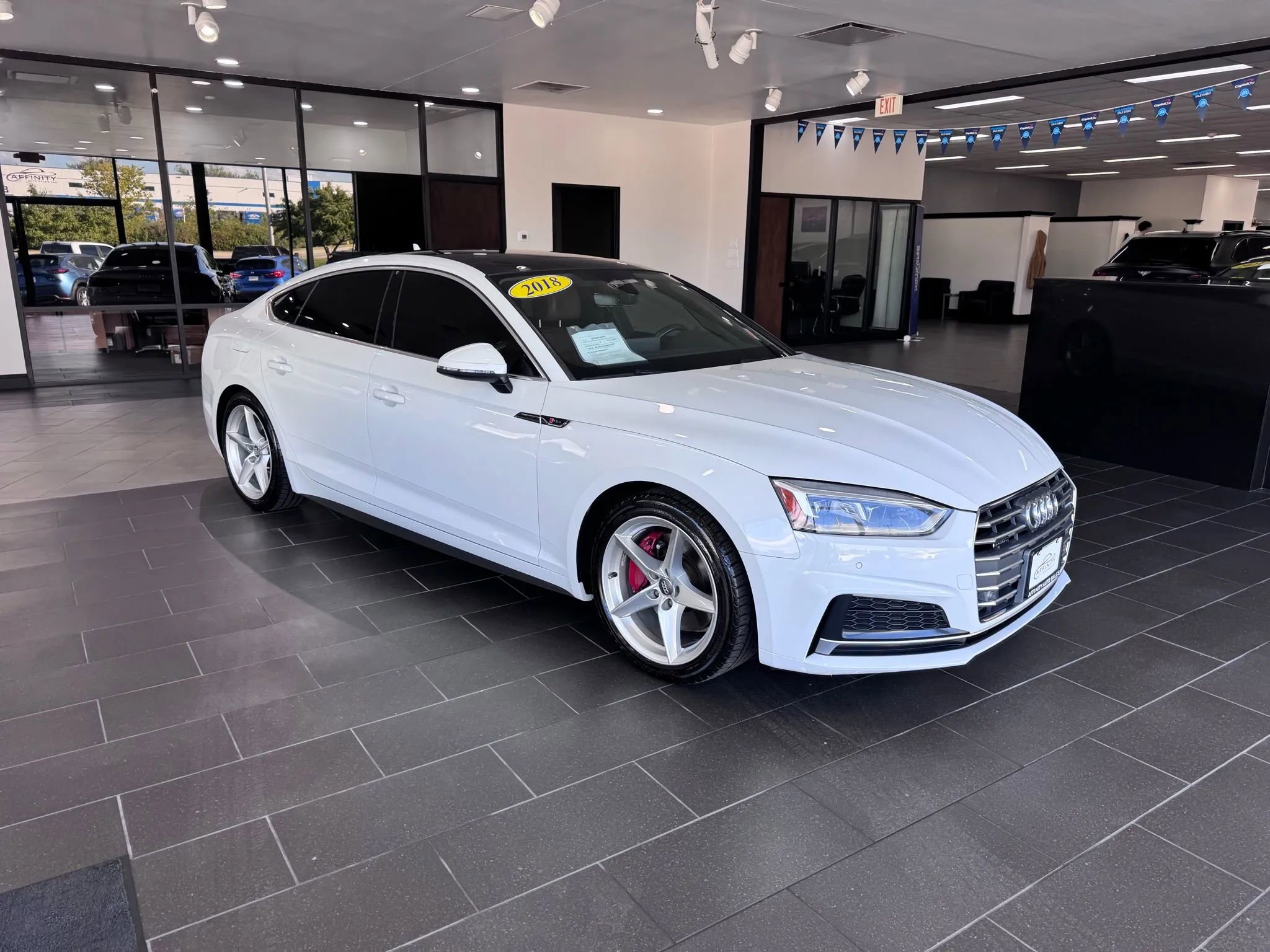 Used 2018 Audi A5 2.0T Premium Plus image 2