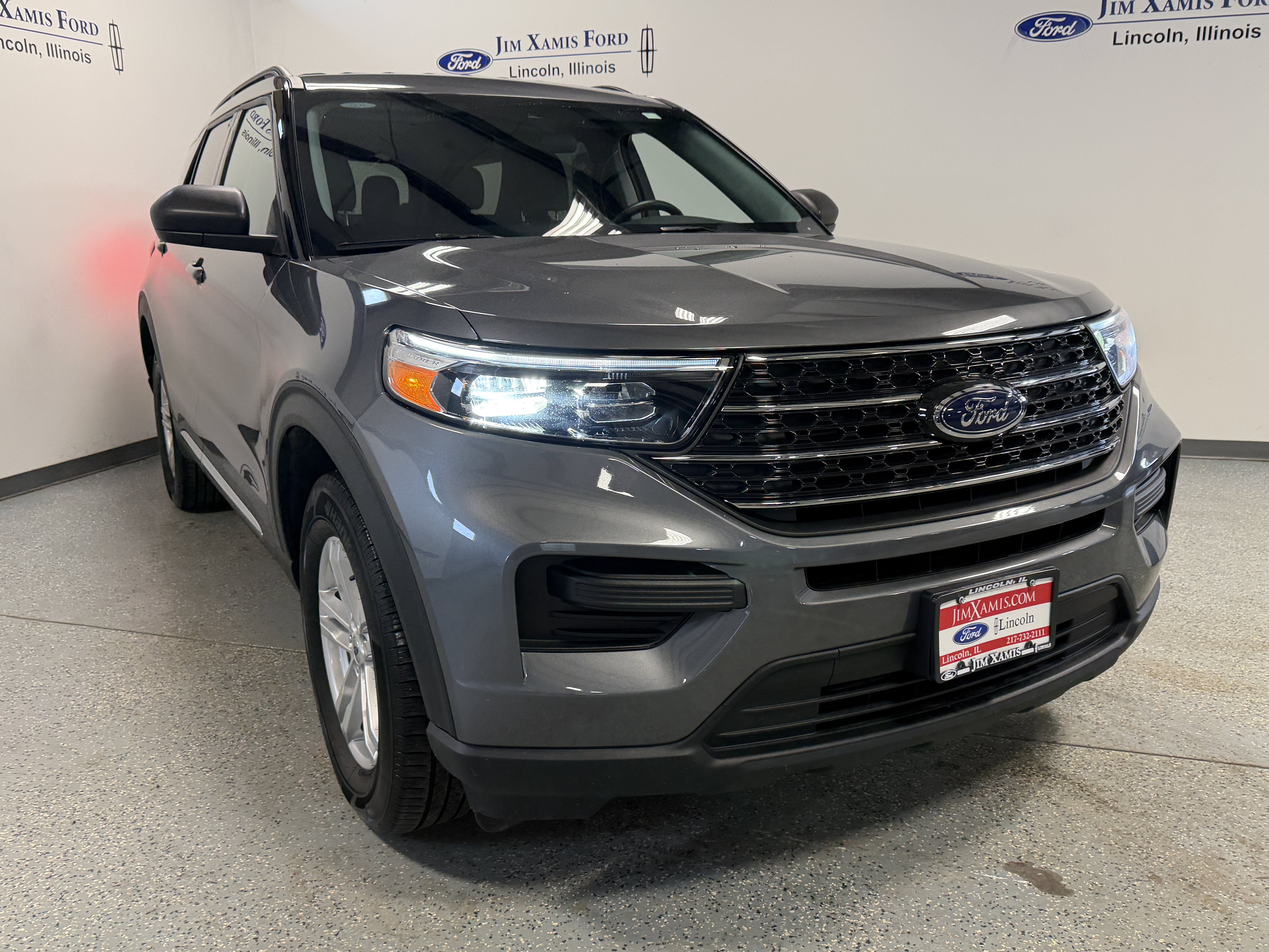 Used 2024 Ford Explorer XLT AWD/4WD image 34