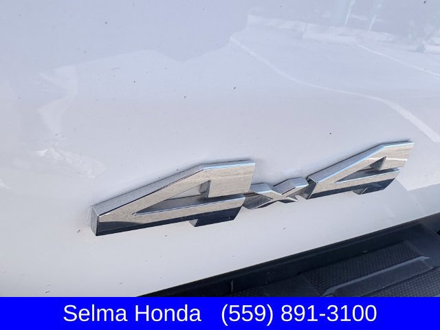 Used 2024 Toyota Tacoma SR5 AWD/4WD image 25