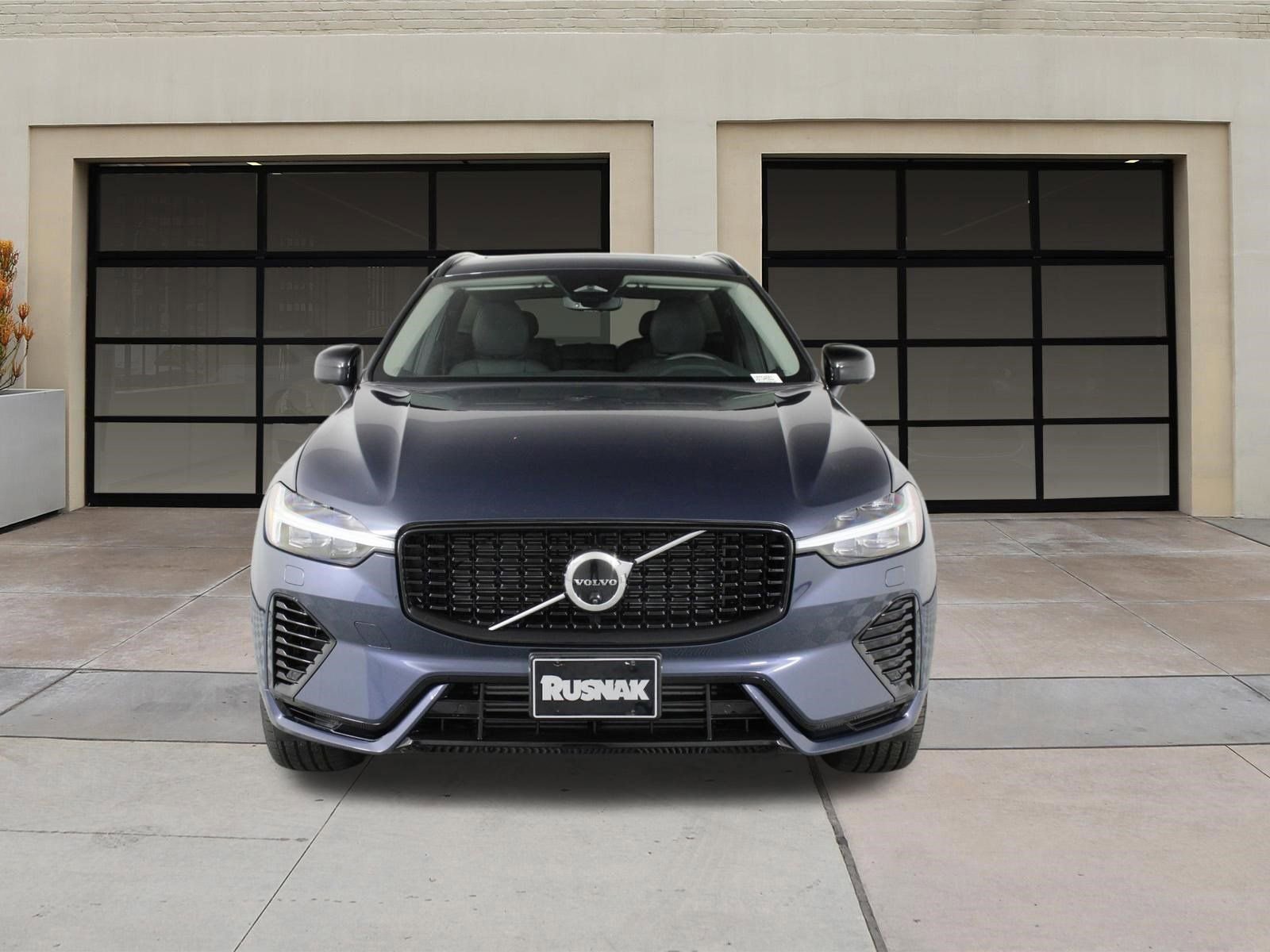 Certified 2025 Volvo XC60 T8 Plus w/ Protection Package Premier image 6