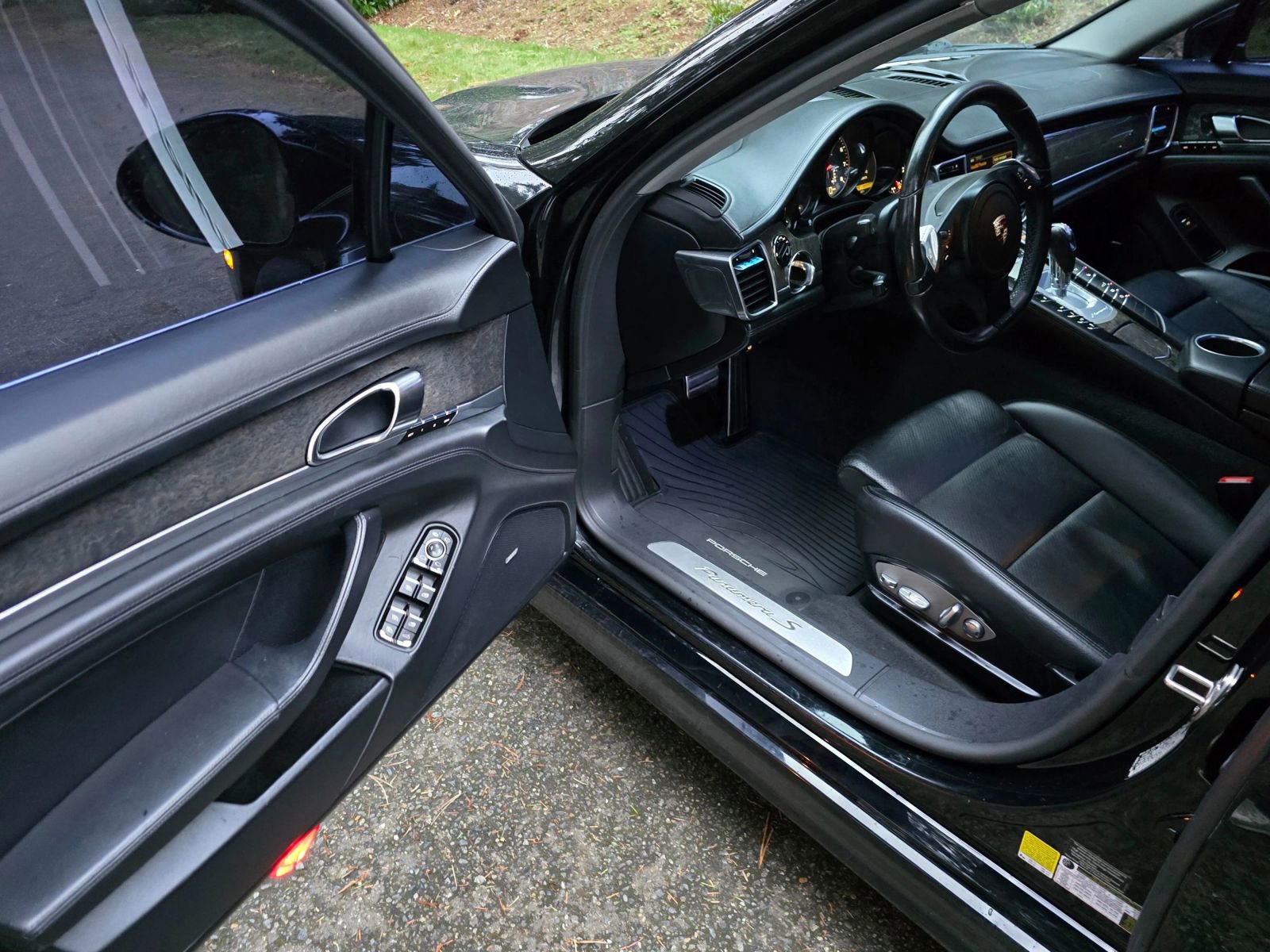 Used 2012 Porsche Panamera S image 20