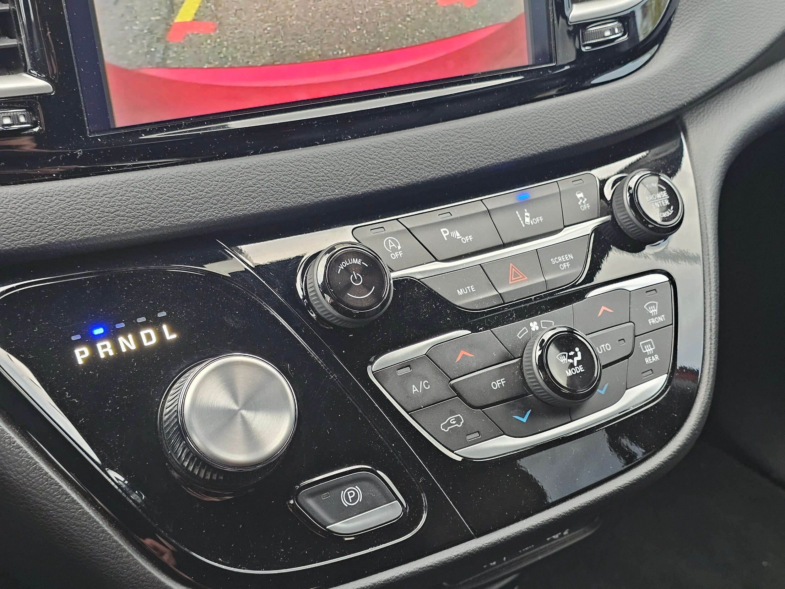 Used 2025 Chrysler Pacifica Select FWD image 31