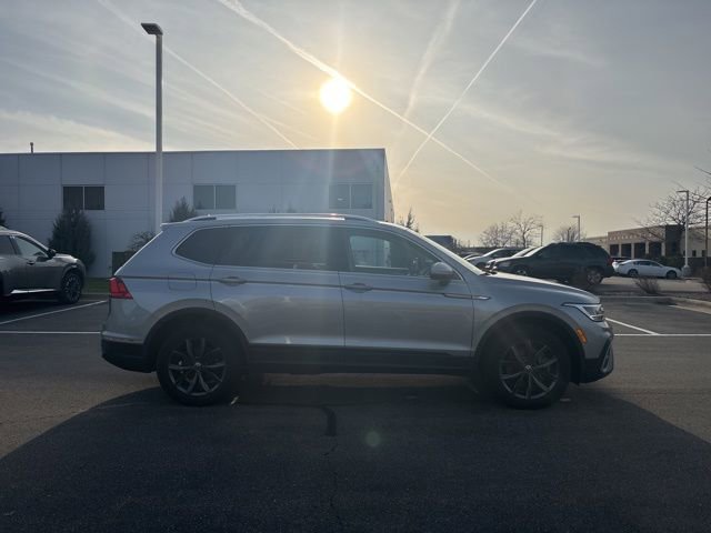 Used 2022 Volkswagen Tiguan SE image 5