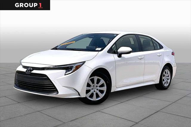 Certified 2026 Toyota Corolla LE FWD image 1