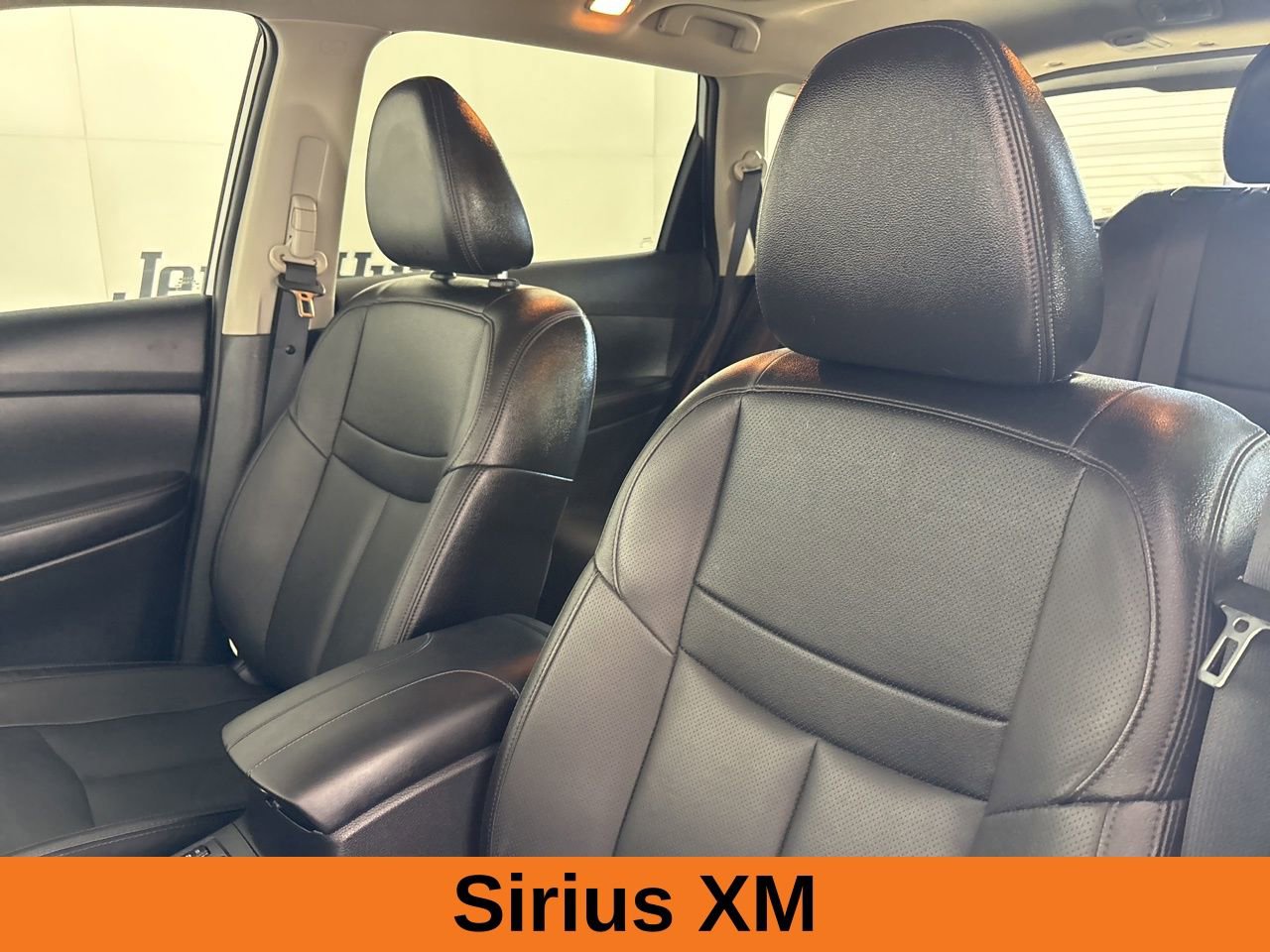 Used 2017 Nissan Rogue SL w/ SL Premium Package image 13