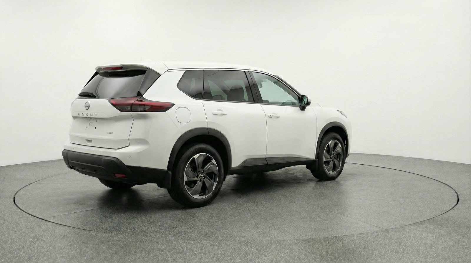 Used 2025 Nissan Rogue SV image 9