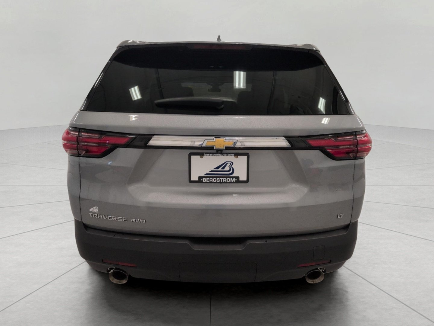 Used 2023 Chevrolet Traverse LT w/ LPO, Floor Liner Package AWD/4WD image 26