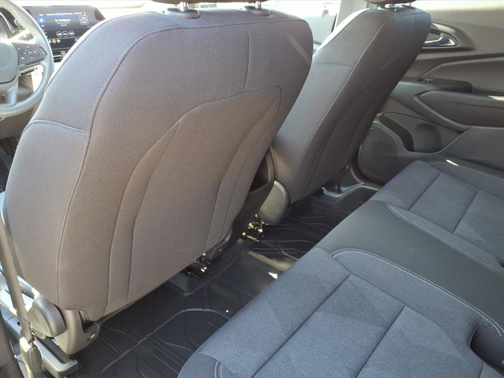 Used 2026 Chevrolet Trax LS w/ Driver Confidence Package FWD image 15