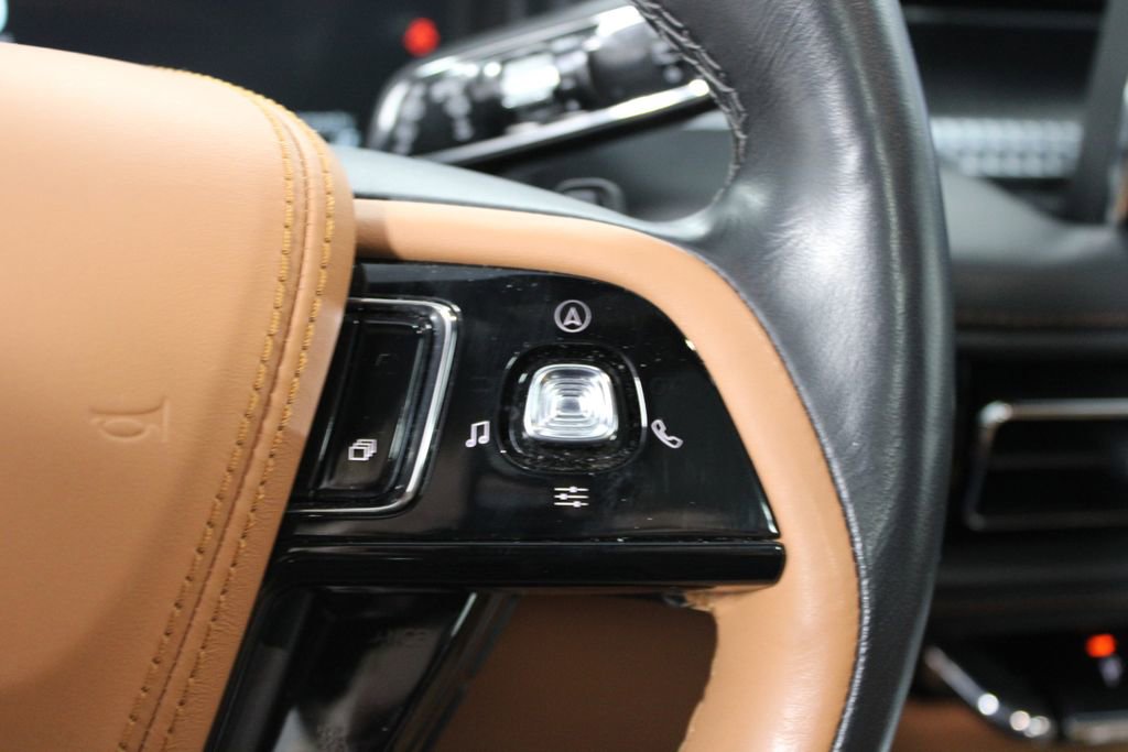 Used 2023 Lincoln Aviator Black Label w/ Dynamic Handling Package image 24