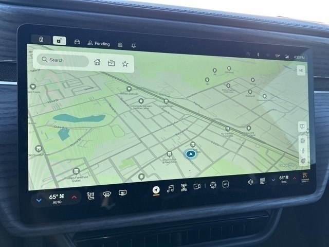 Used 2025 Rivian R1S Adventure image 9