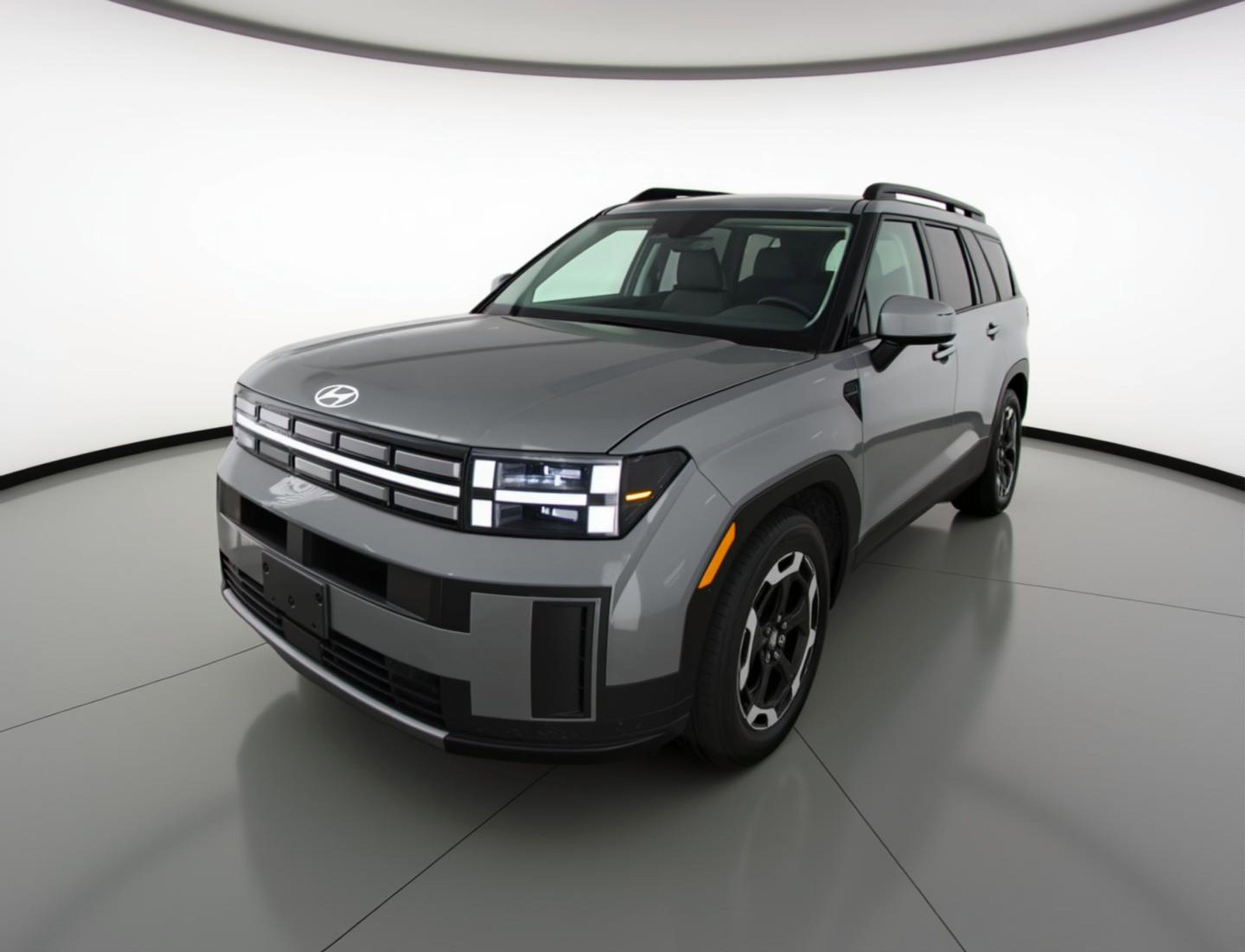 Used 2025 Hyundai Santa Fe SEL image 3