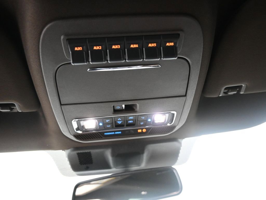 New 2026 Ford F350 King Ranch w/ Chrome Package image 15