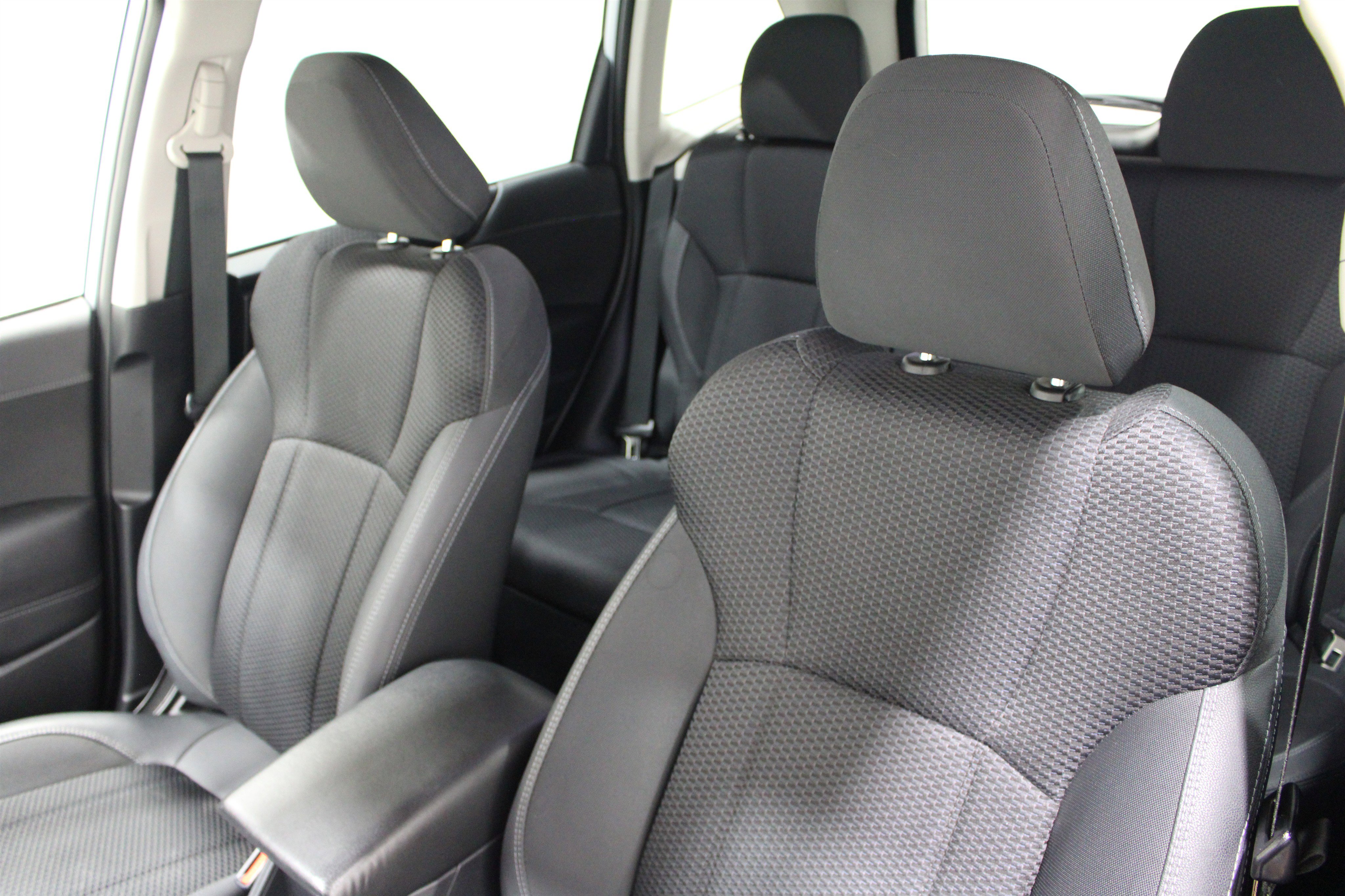 Used 2022 Subaru Forester Premium AWD/4WD image 4