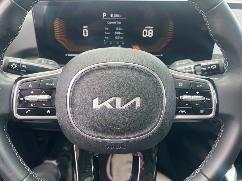 Certified 2025 Kia Sorento S w/ Panoramic Sunroof Package image 63