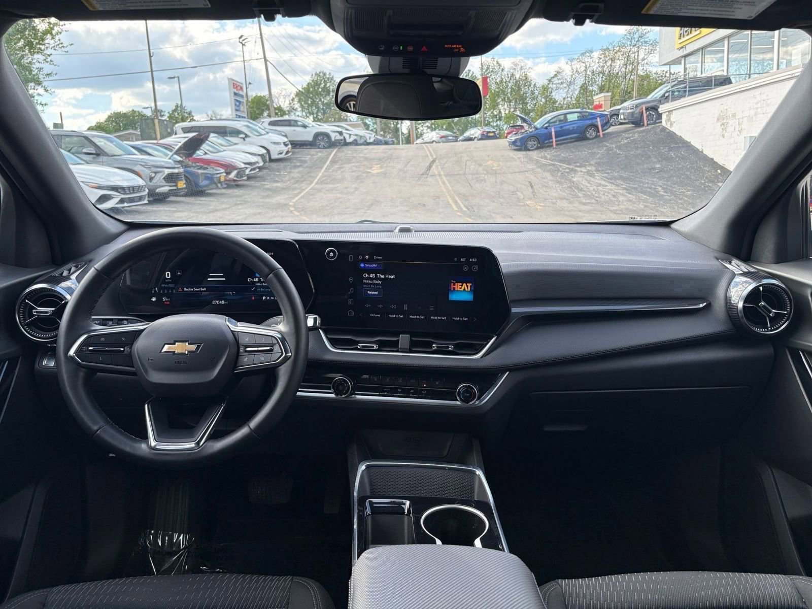 Used 2025 Chevrolet Equinox LT FWD image 33