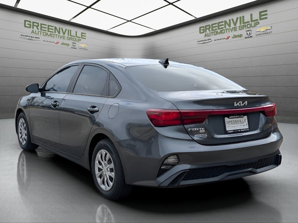 Used 2024 Kia Forte LX FWD image 5