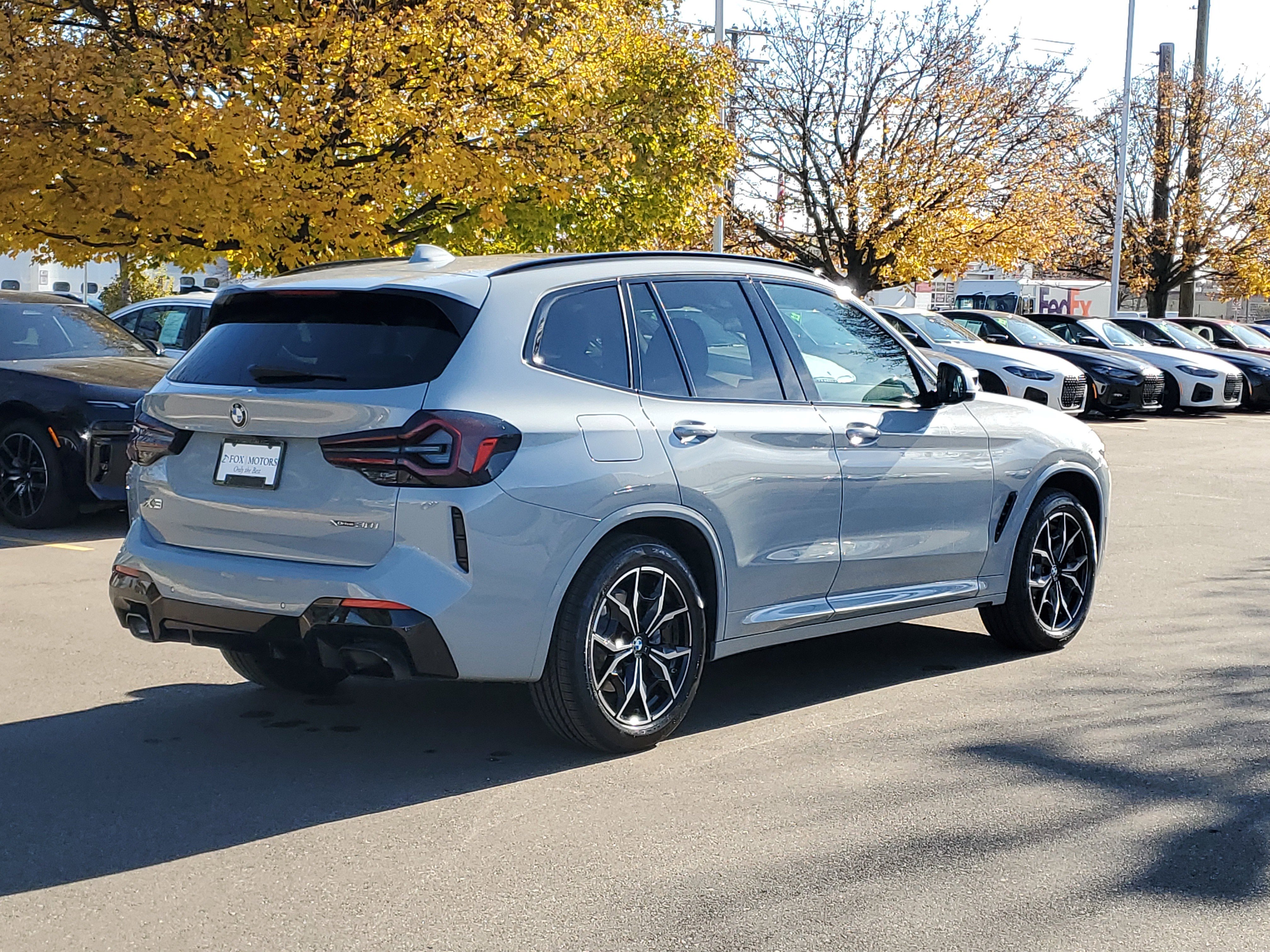 Certified 2023 BMW X3 xDrive30i w/ M Sport Package image 3
