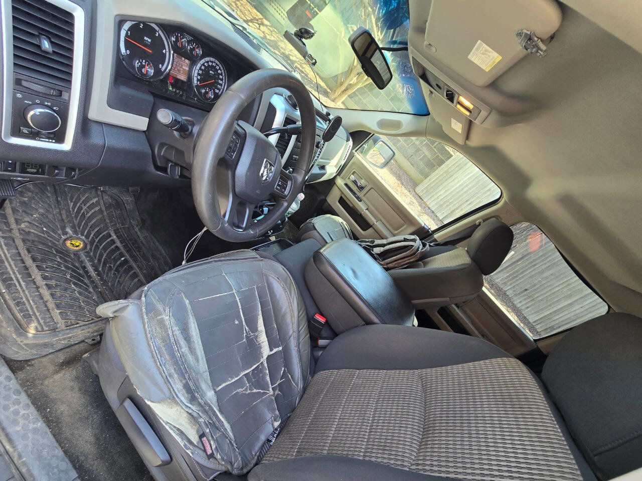 Used 2012 RAM 2500 SLT w/ HD Snow Plow Prep Group AWD/4WD image 12