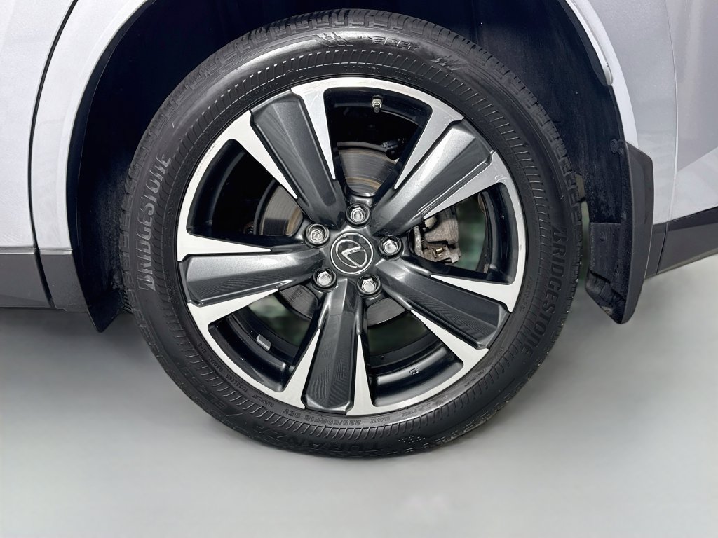 Used 2023 Lexus UX 250h AWD w/ Accessory Package (Z1) image 32