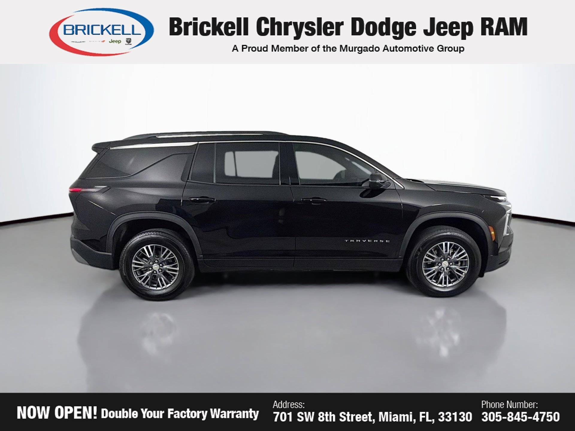 Used 2026 Chevrolet Traverse LT FWD image 6