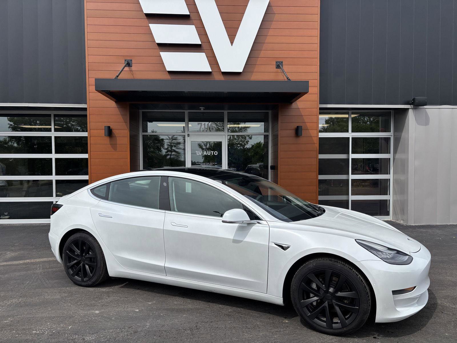 Used 2020 Tesla Model 3 Long Range AWD/4WD image 1