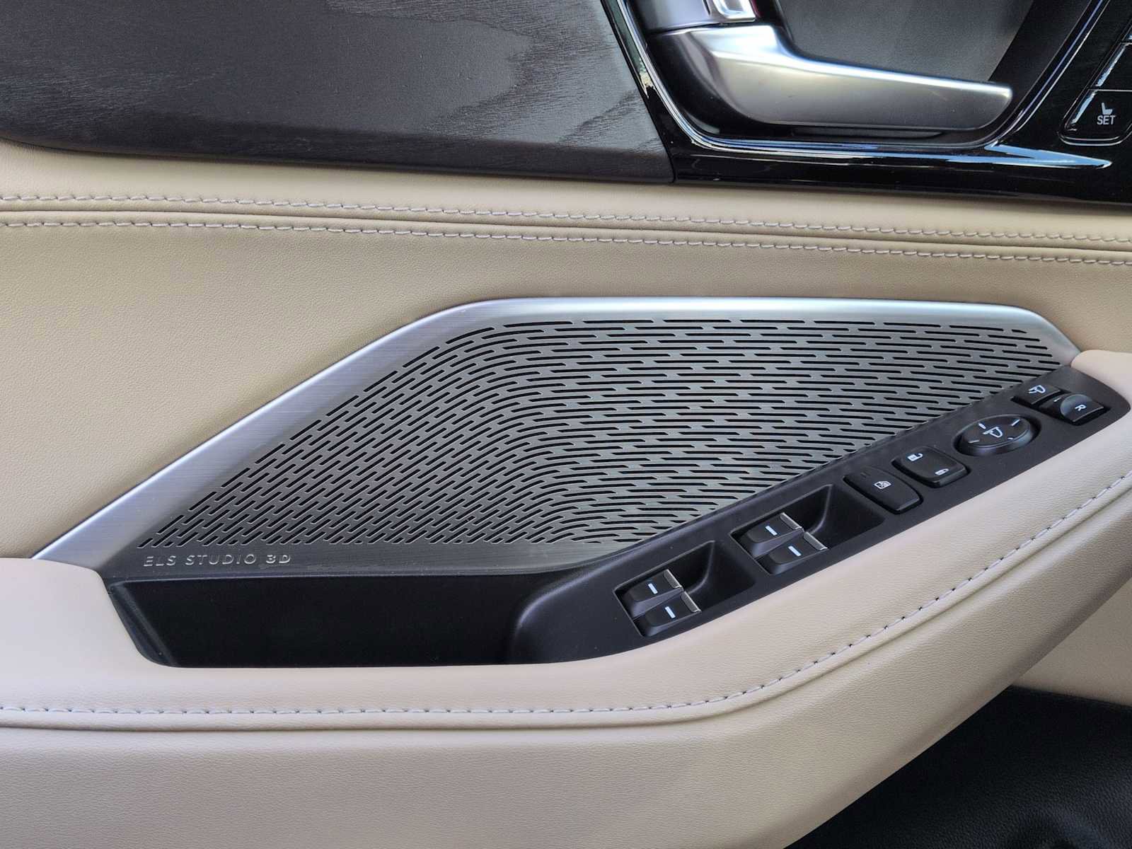 Used 2023 Acura MDX SH-AWD w/ Advance Package image 32