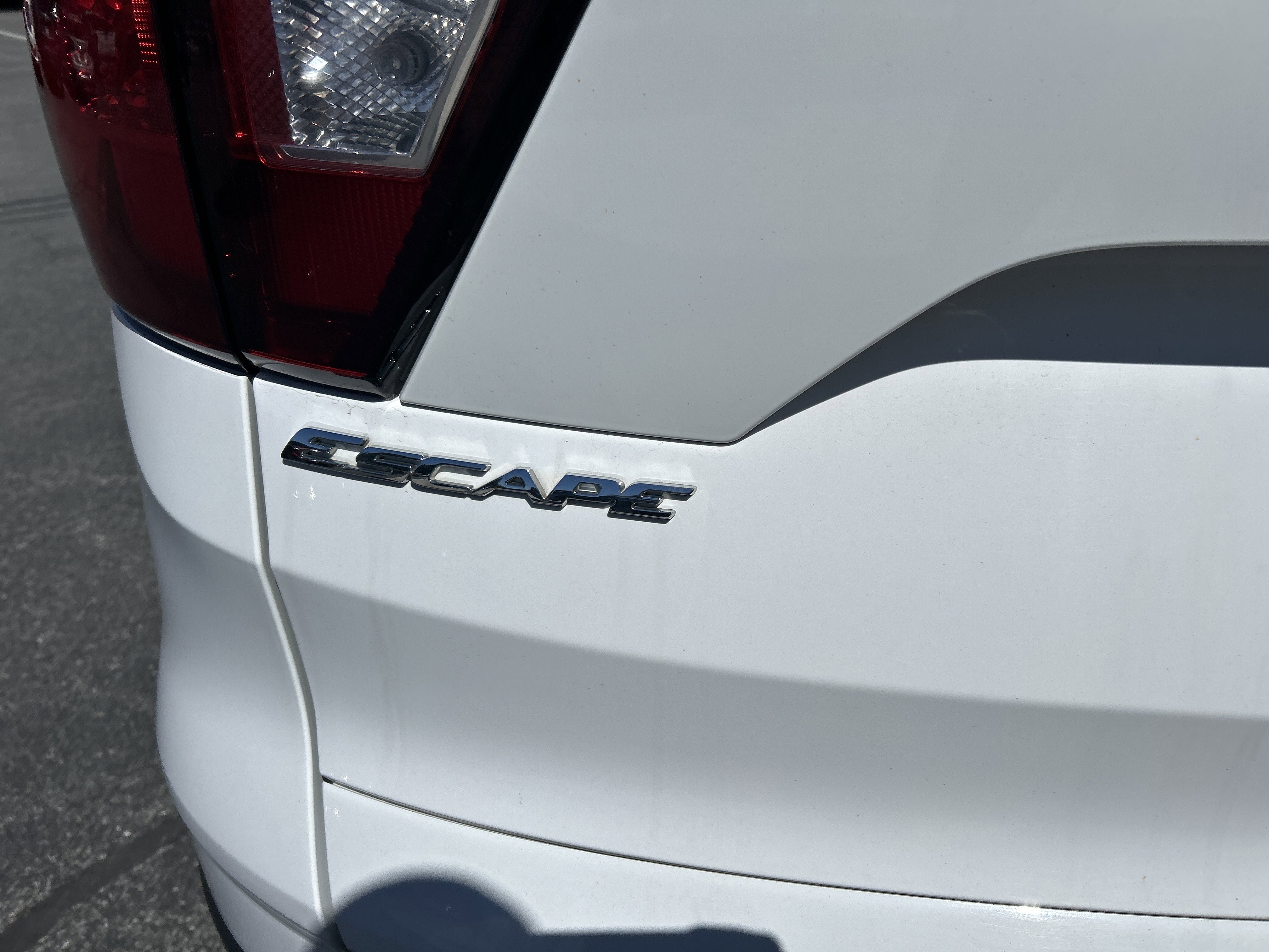 Used 2019 Ford Escape SEL AWD/4WD image 8