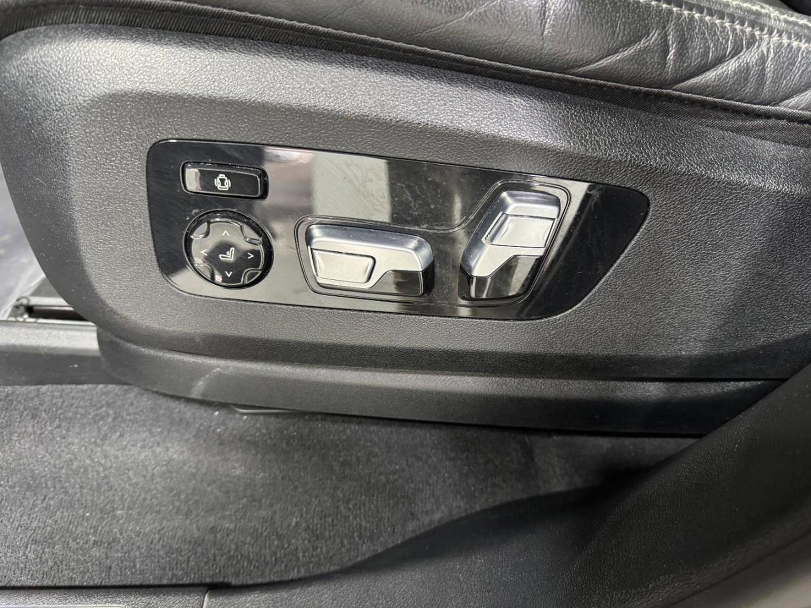 Used 2022 BMW X7 xDrive40i image 29