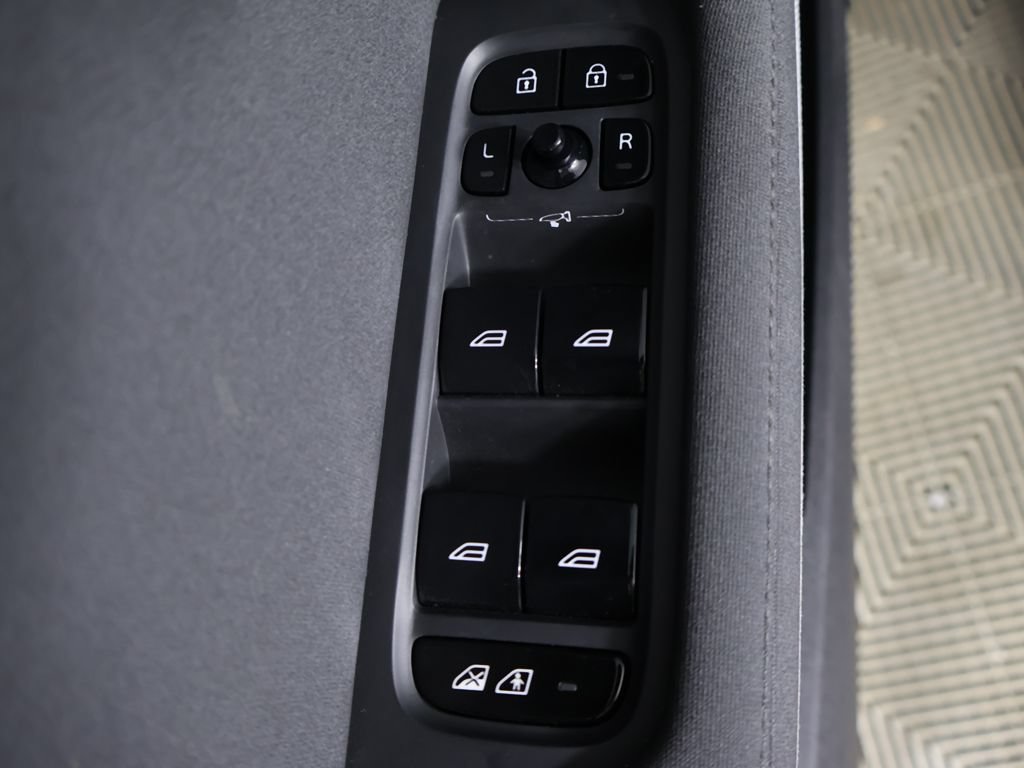 Used 2024 Polestar Polestar 2 AWD/4WD image 39