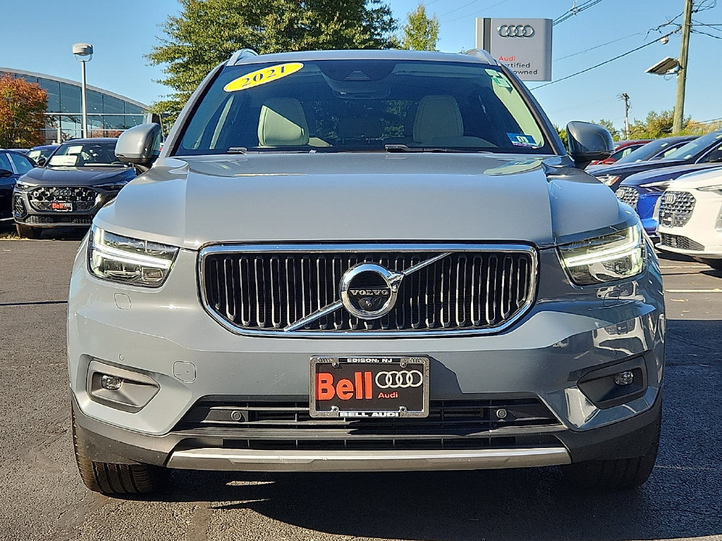 Used 2021 Volvo XC40 T5 Momentum w/ Premium Package AWD/4WD image 8