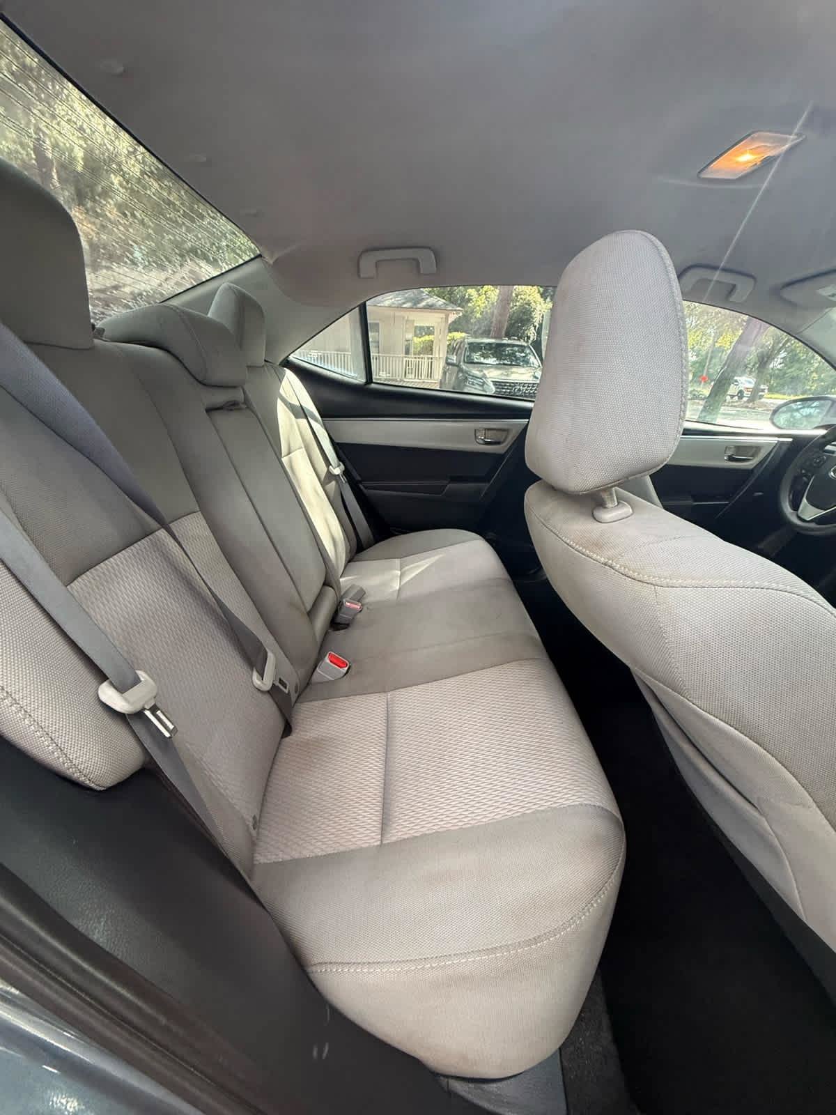 Used 2015 Toyota Corolla LE FWD image 13