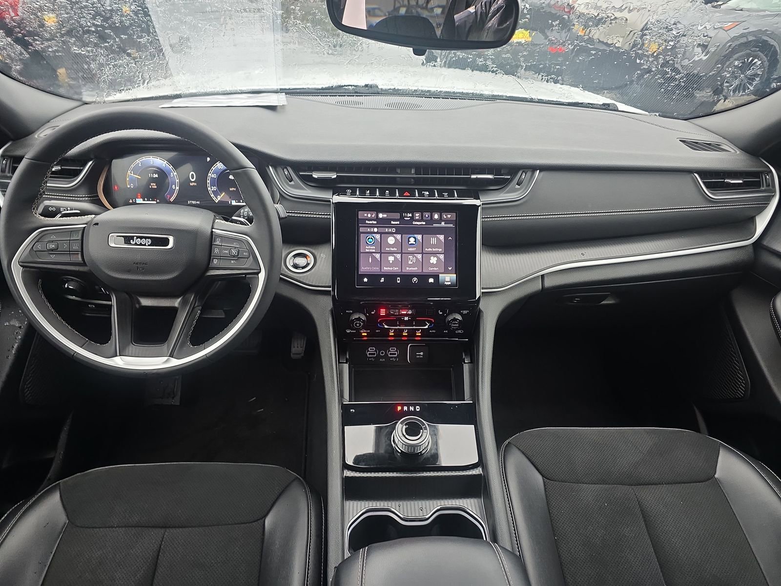 Used 2024 Jeep Grand Cherokee Altitude image 28