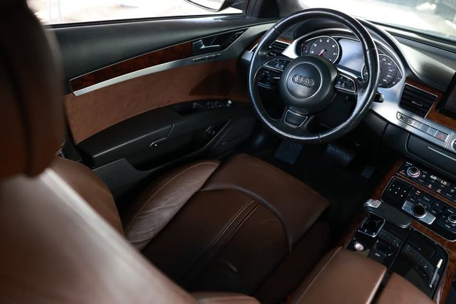 Used 2011 Audi A8 4.2 image 23