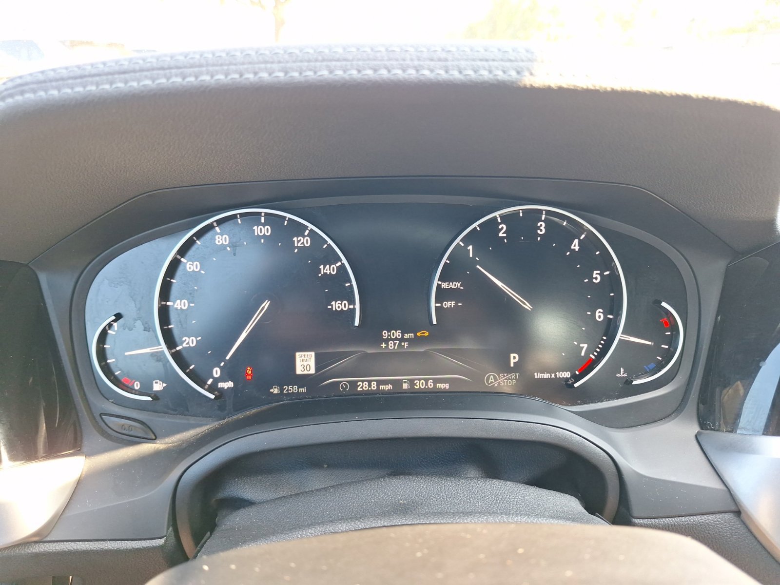 Used 2020 BMW 330i Sedan w/ M Sport Package RWD image 17