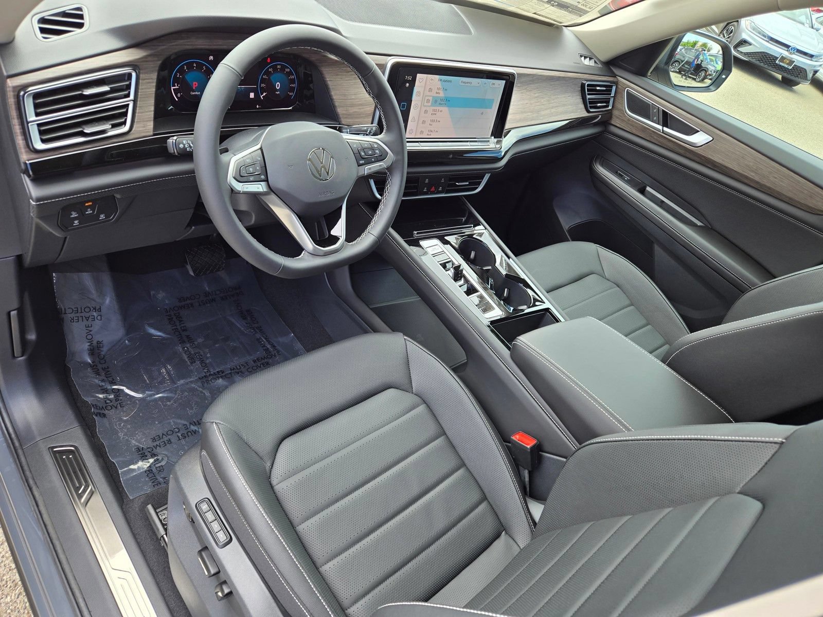 New 2026 Volkswagen Atlas SEL AWD/4WD image 10