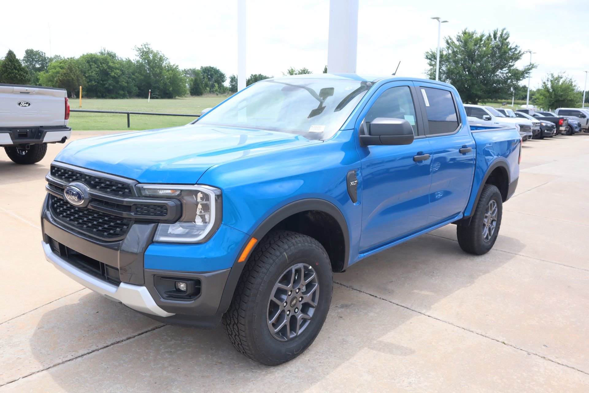 New 2026 Ford Ranger XLT w/ Equipment Group 301A High AWD/4WD image 11