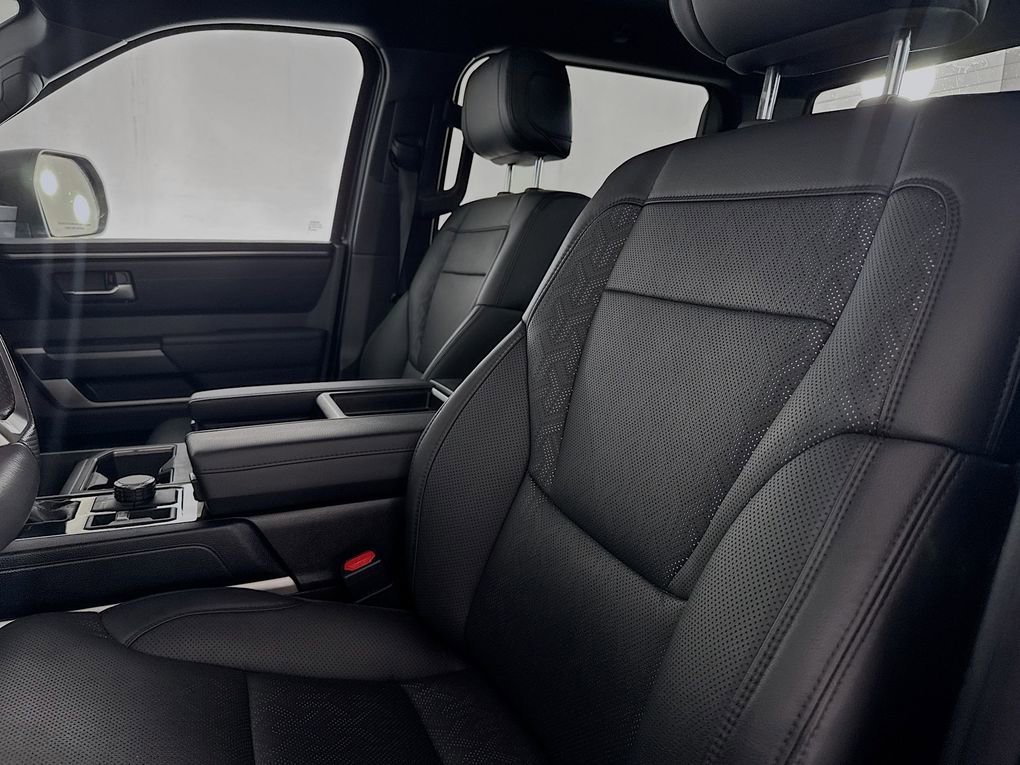 Used 2025 Toyota Tundra SR5 w/ SR5 Premium Package image 32