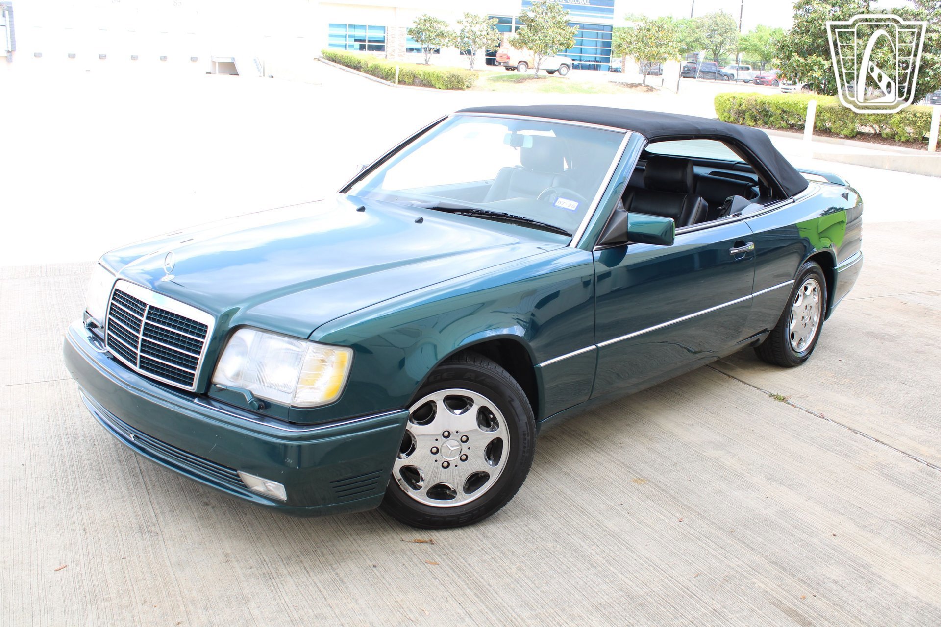Used 1994 Mercedes-Benz E 320 Convertible image 34