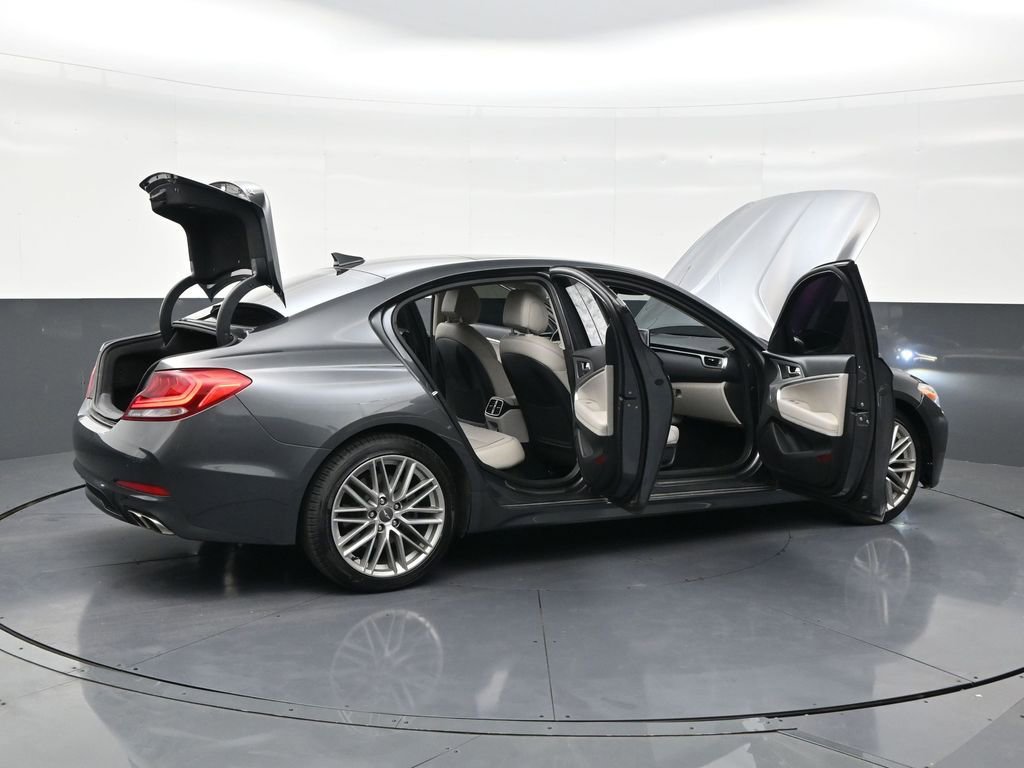 Used 2021 Genesis G70 2.0T w/ Elite Package RWD image 29