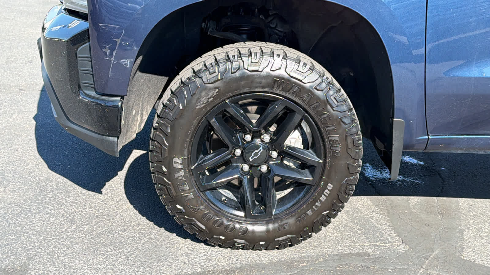 Used 2021 Chevrolet Silverado 1500 LT Trail Boss w/ Convenience Package II AWD/4WD image 9