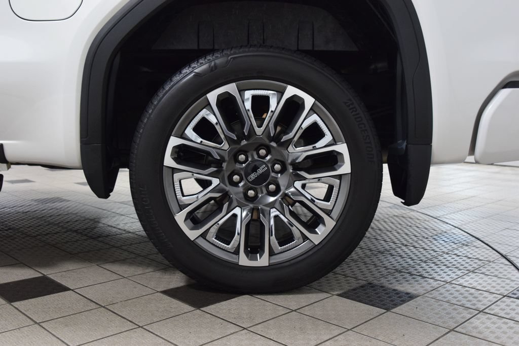 Used 2024 GMC Sierra 1500 Denali Ultimate AWD/4WD image 27