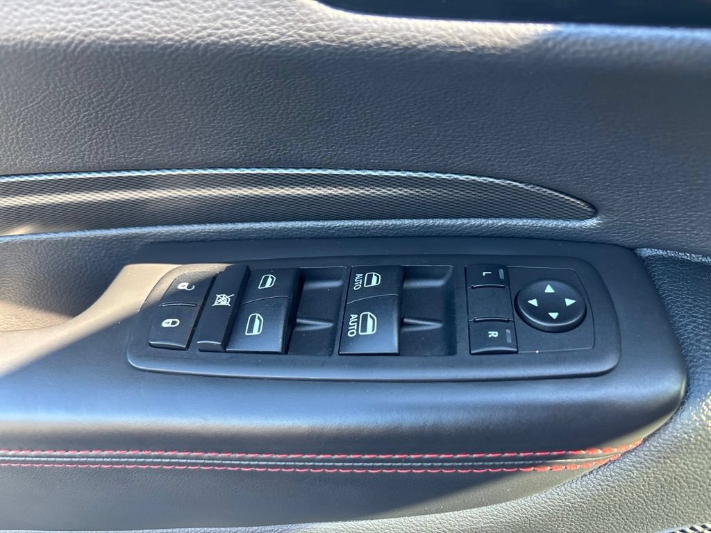Used 2025 Dodge Durango R/T AWD/4WD image 28